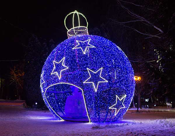 Новогодний декор в Ставрополе